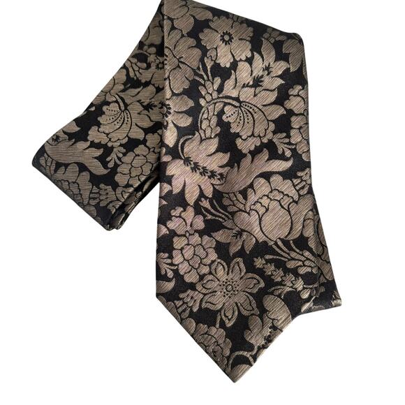 Gucci floral damask silk tie - Picture 1 of 8